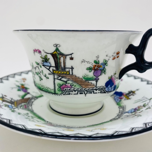 Vintage Adderleys Bone China Tea Cup and Saucer - Picture 3 of 6